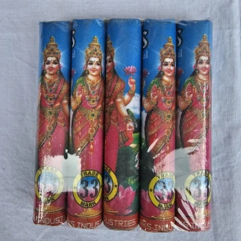 3 1/2 Lakshmi Crackers image